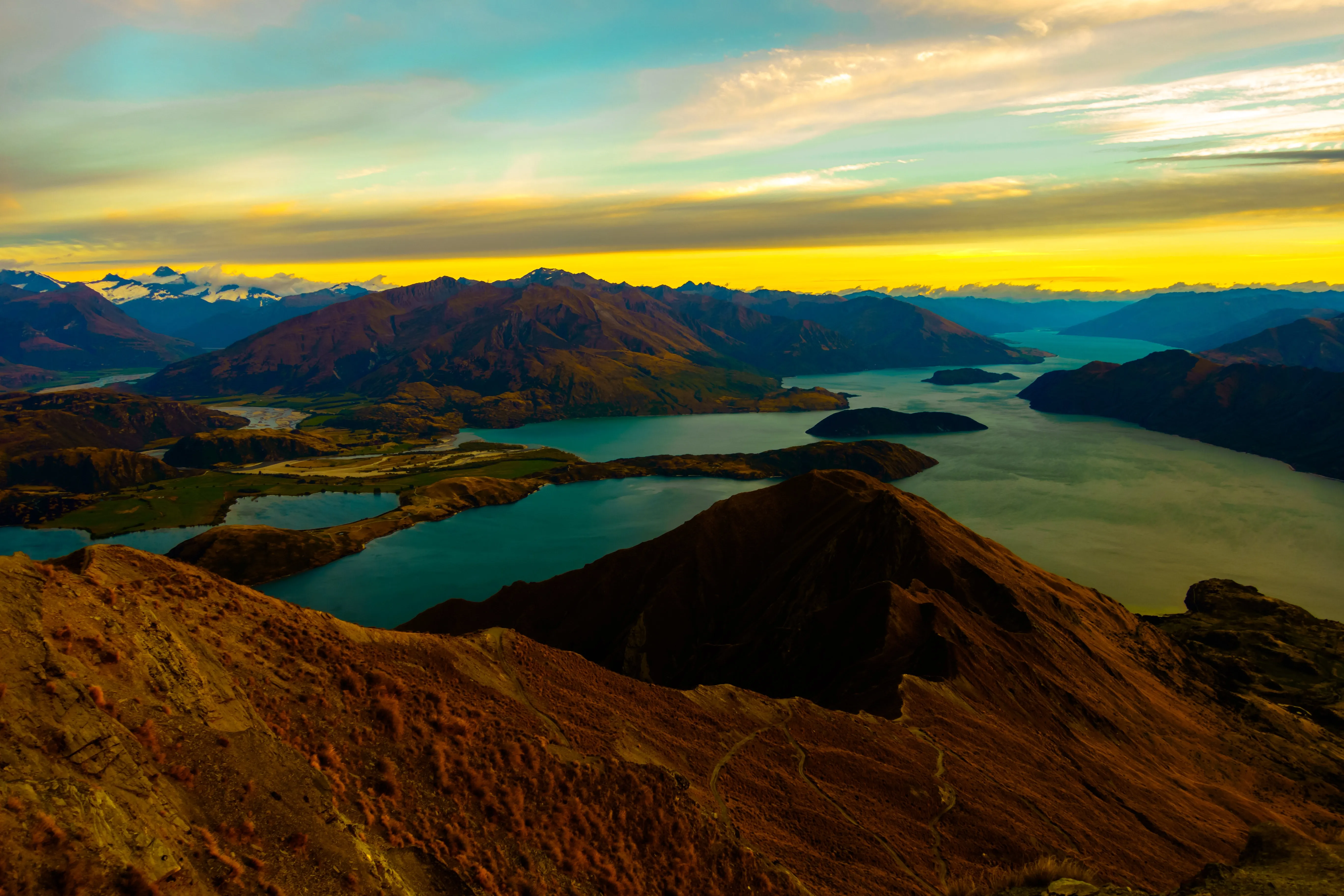 Sunrise at Roys Peak